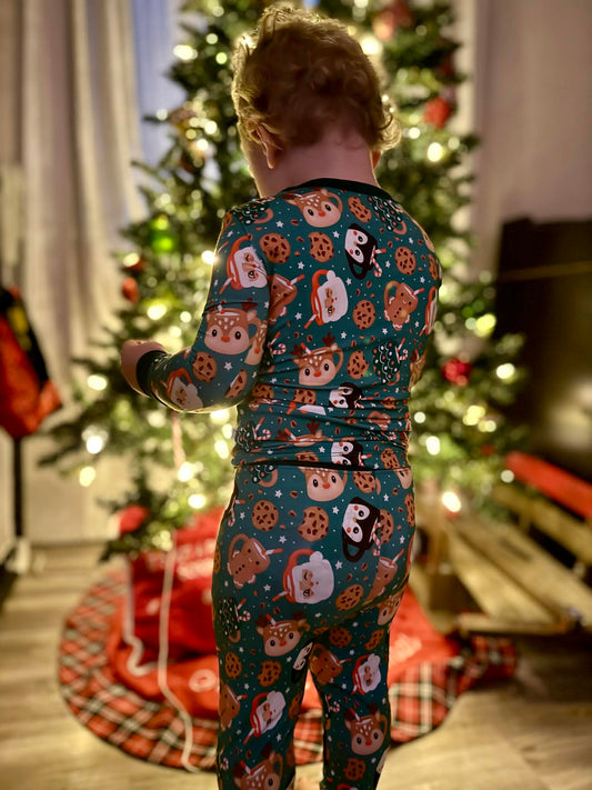 Holiday Mugs Kids Two Piece Set