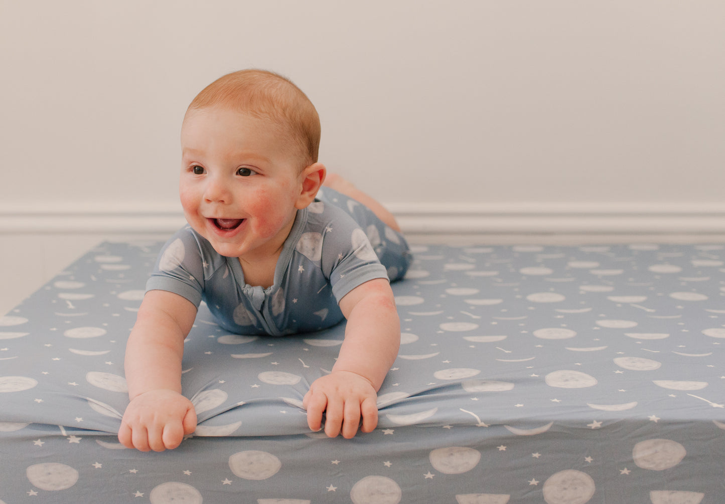 Reach For The Moon Bamboo Crib Sheet